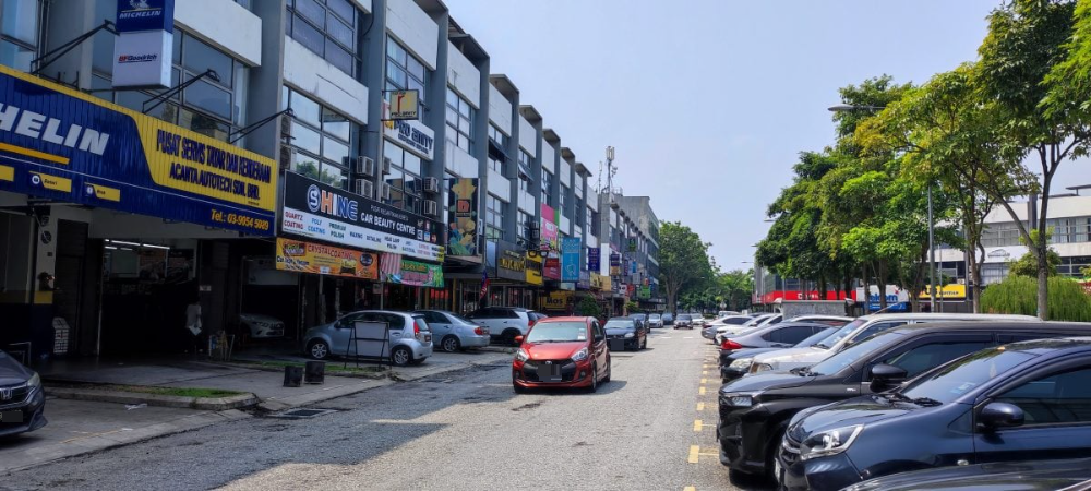 大都会/封面/新街场Lakefields居民投诉滞洪池将被开发/16图