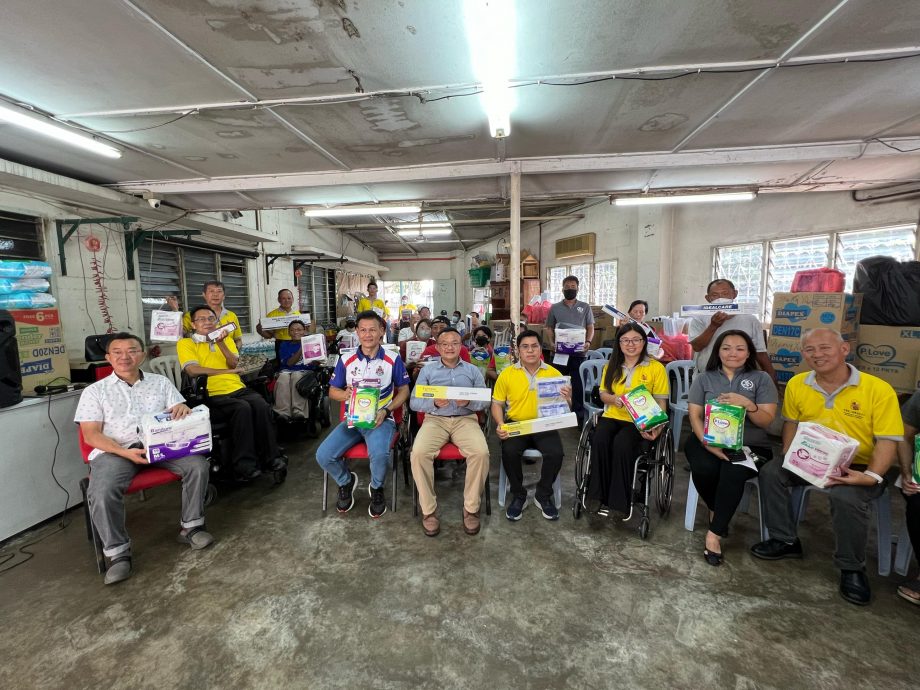 大都会:游佳豪出席甲洞美门记者会