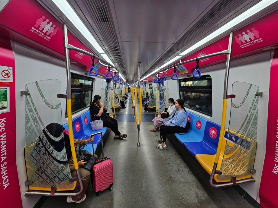 大都会/ME03头/布城线MRT 增设女性车厢 