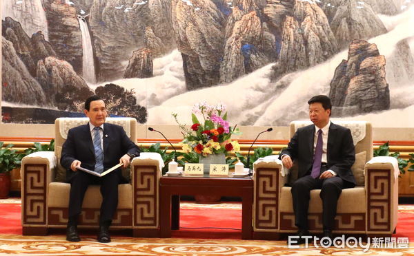 天下事 换文 马英九抵深圳  接机维安规格不变 国台办副主任接机 