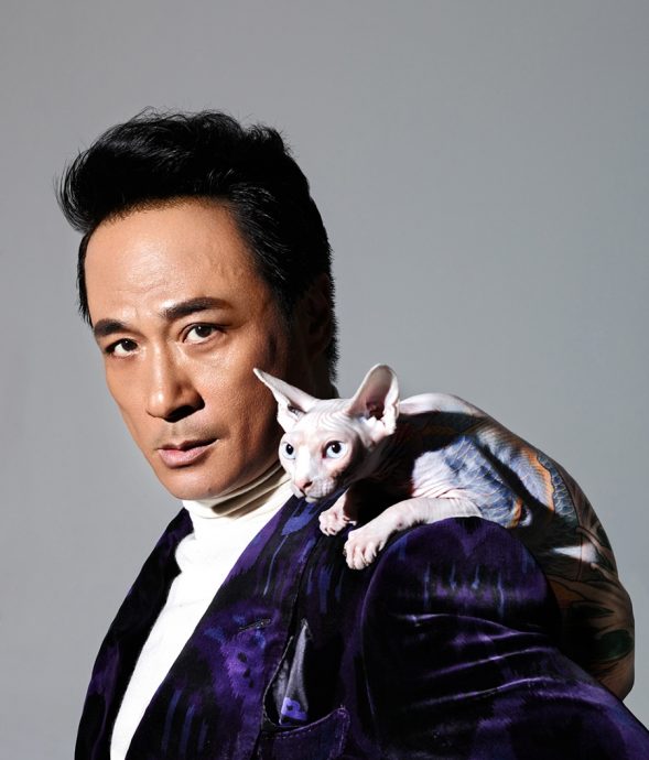 太热了!吴镇宇槟城买雪糕解暑 老板没认出走宝