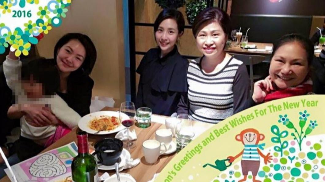 女主播被强震甩飞！继续镇定转播被赞翻　竟是小S表妹