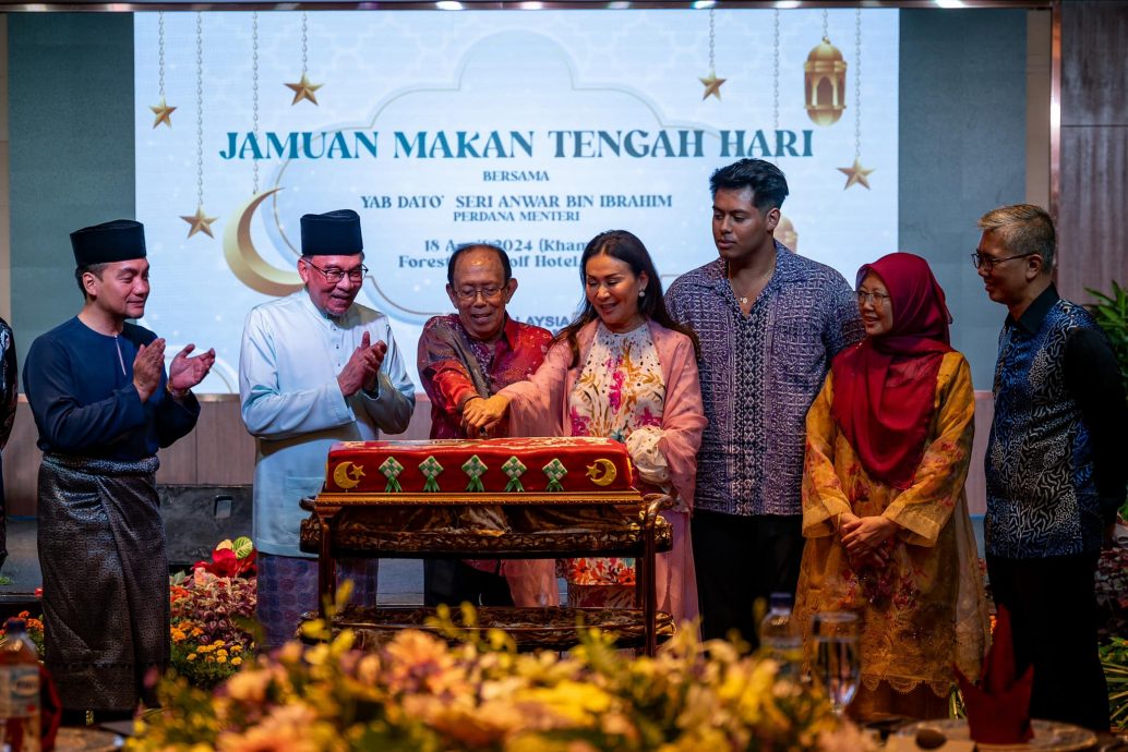 安华赞慕沙为人正直有原则