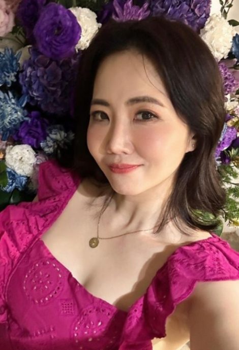 小娴搭高铁遇7.3地震 谢忻狼狈打赤脚逃下楼