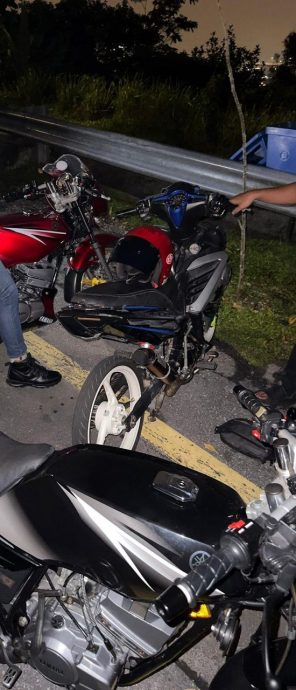 已上网//非法改装摩托车噪音扰民·警取缔截查6骑士 开20罚单