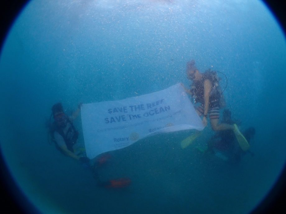 *已签发*柔：古来扶轮社及蕉赖扶轮社携手 下海拯救珊瑚礁