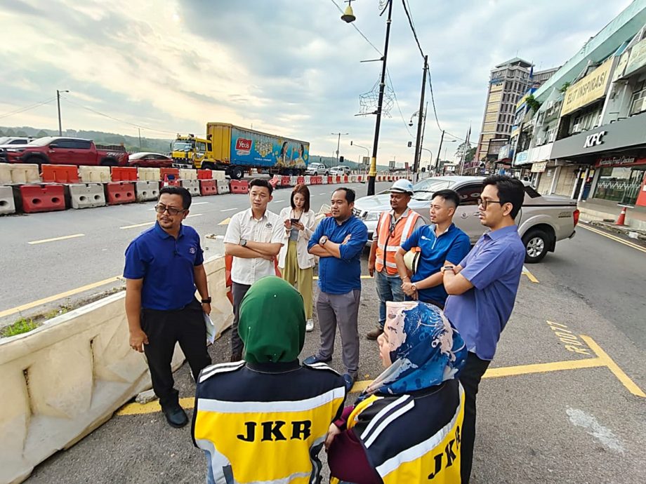 *已签发*柔:料开斋佳节期间车流量增,马华市议员促当局监控路况