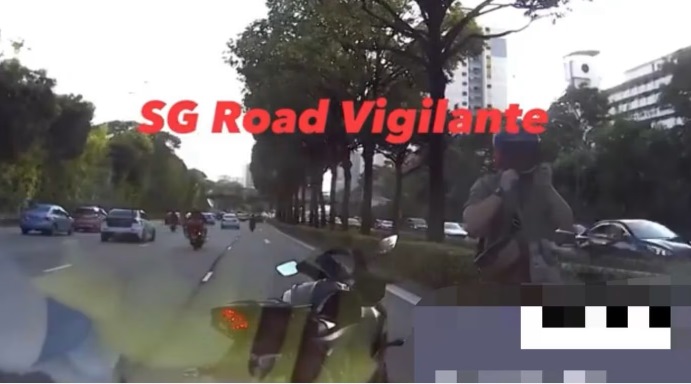 *已签发*柔:狮城二三事:骑士自称来自宪兵指挥部 狮城武装部队:已报警处理