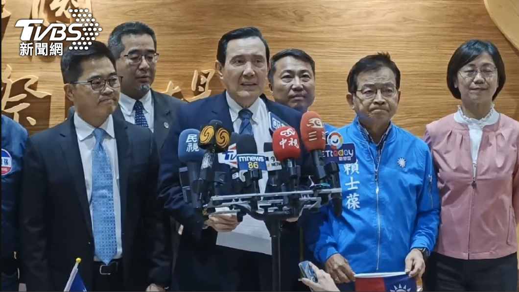 带台湾学生见习近平 马英九大赞习「诚恳」:对两岸交流很正面