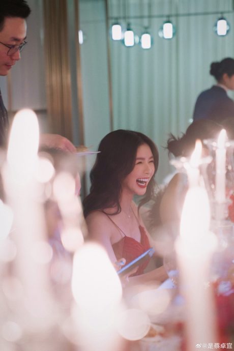 忆今年独自过年大哭 蔡卓宜30岁重新出发