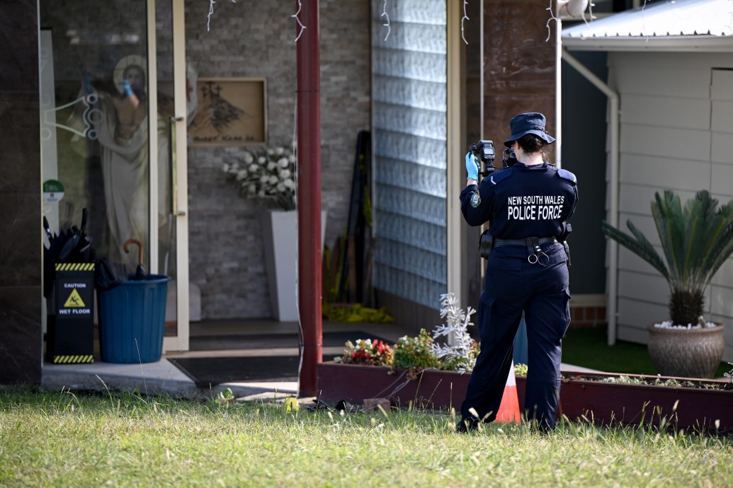 悉尼教堂持刀案警定调为恐怖主义袭击 15岁少年被捕