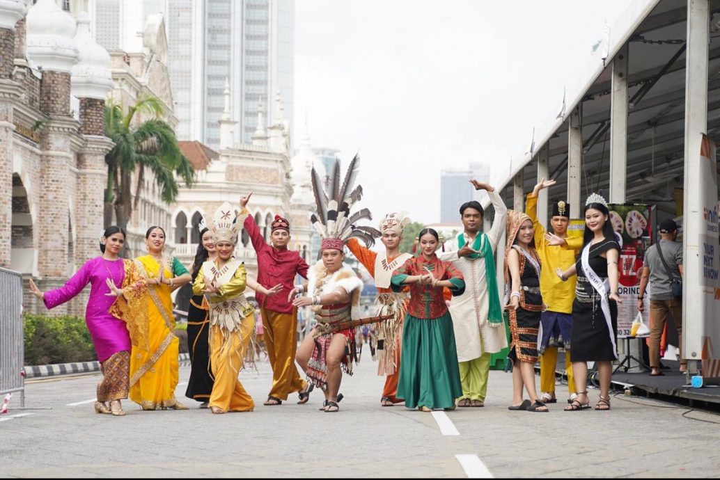 我国过去一周欢庆6节日 团结部长:多元文化的可贵!
