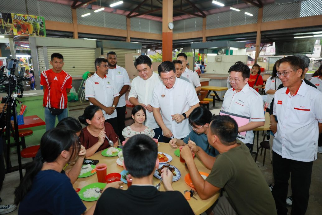 房地部拨款翻新河畔美食中心 吴家良:基建发展带旺在地经济