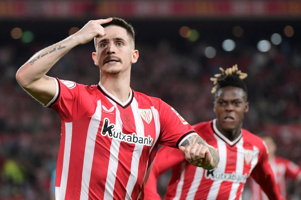 摆脱决赛6连败失落  雄狮阔别40年重捧西杯