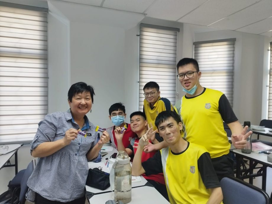 暖势力∕听!华文老师讲故事∕卓慧华