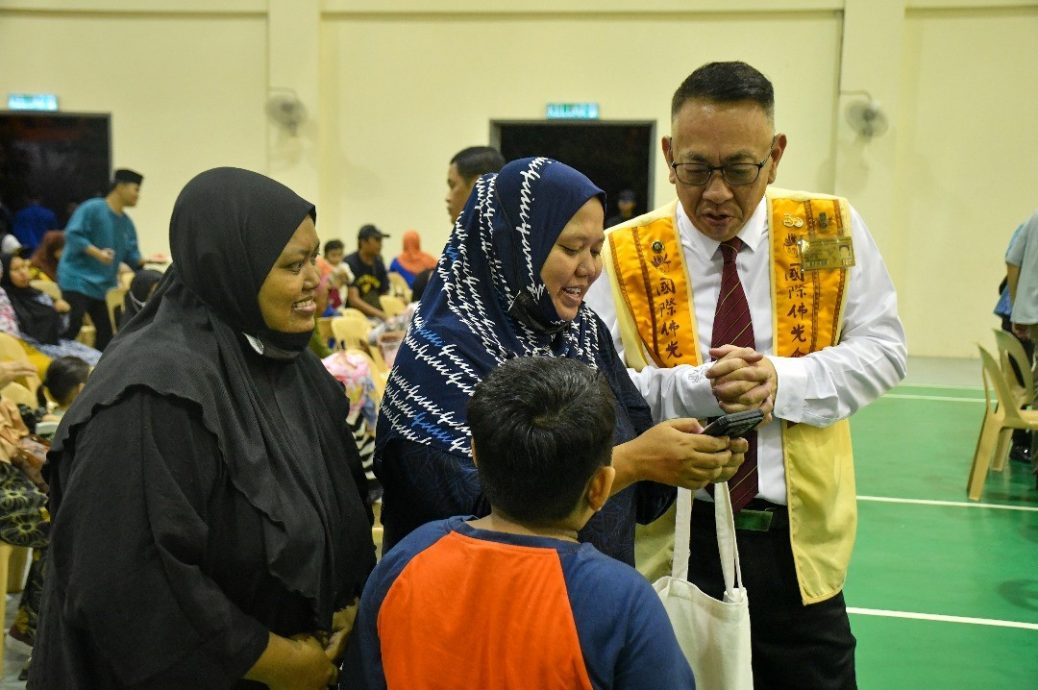 佛光山办开斋素宴 敦亲睦邻促进宗教和谐