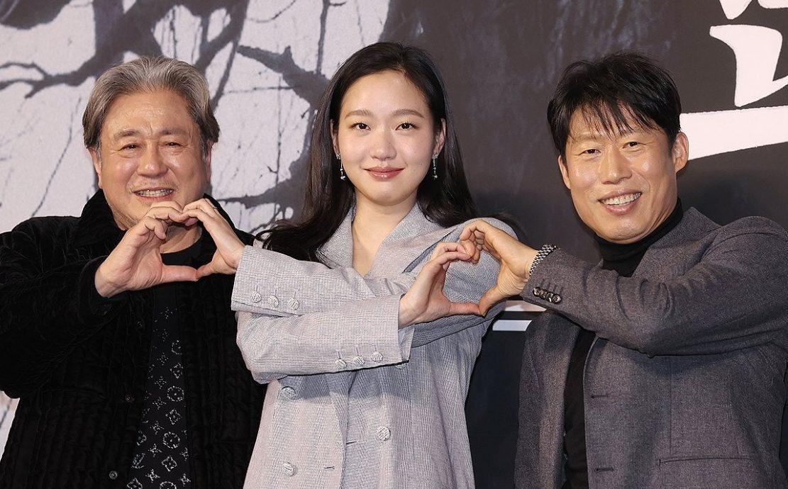 李善均失落百想影帝提名　金高恩《破墓》争影后