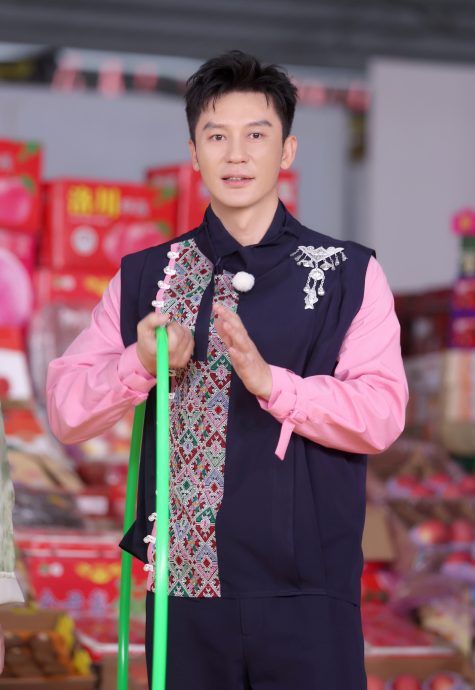 李晨Baby惊爆热恋 传朋友圈告白友情变质