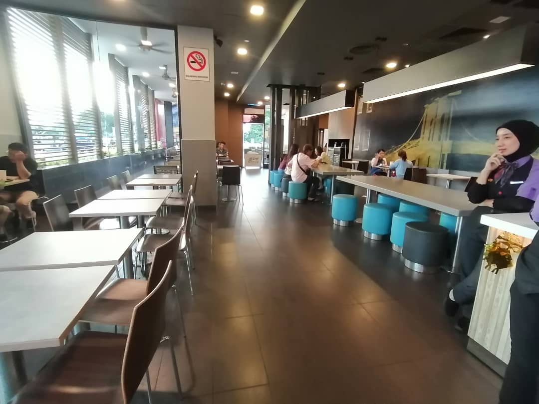 杯葛风持续 快餐店KK冷清清