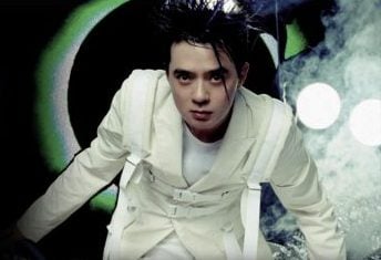 林佚/从歌词浅析“墓”与“碑”意象