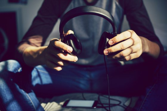 林佚／深夜里，你睡了吗？