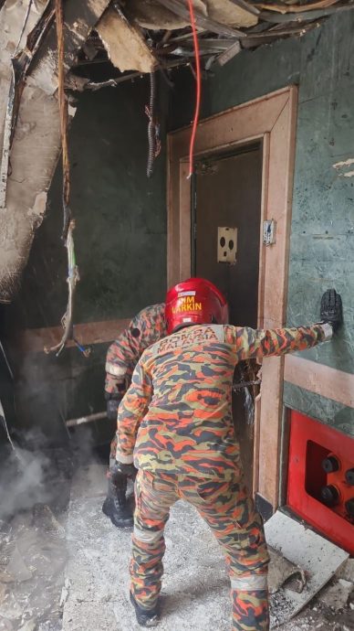 柔: 遭垃圾火波及 新山市中心1建筑失火