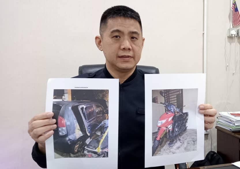 柔：不满拒复合  男子烧前女友车子摩托