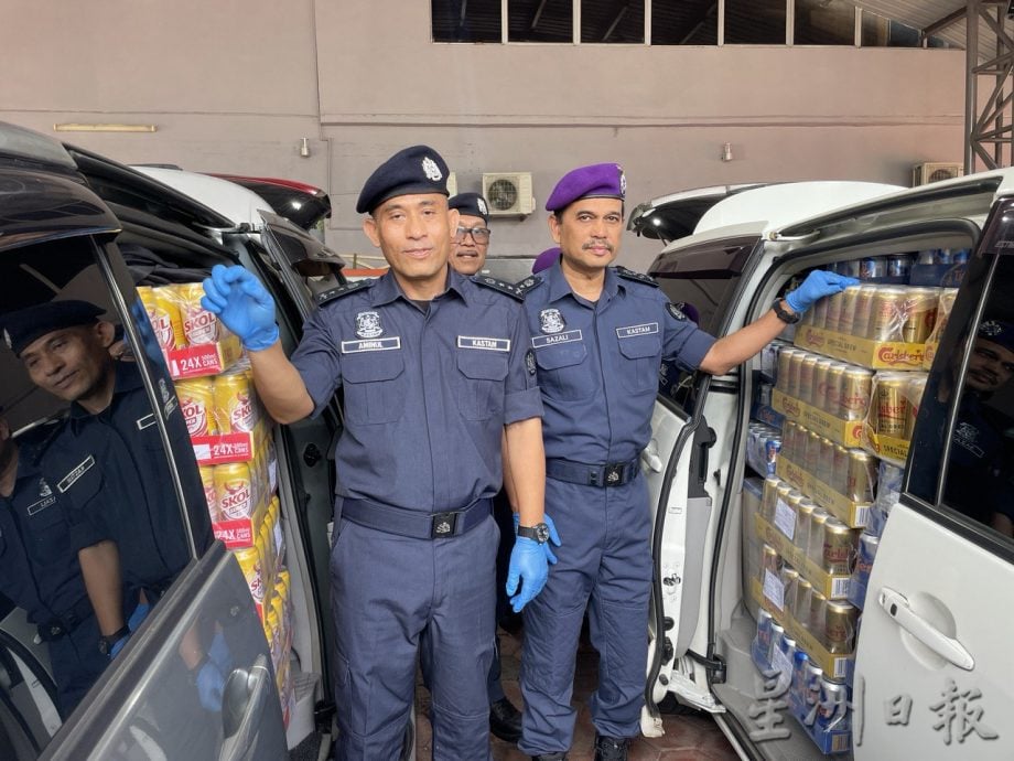 柔:新闻:休旅车载满免税酒出外,2男子落网