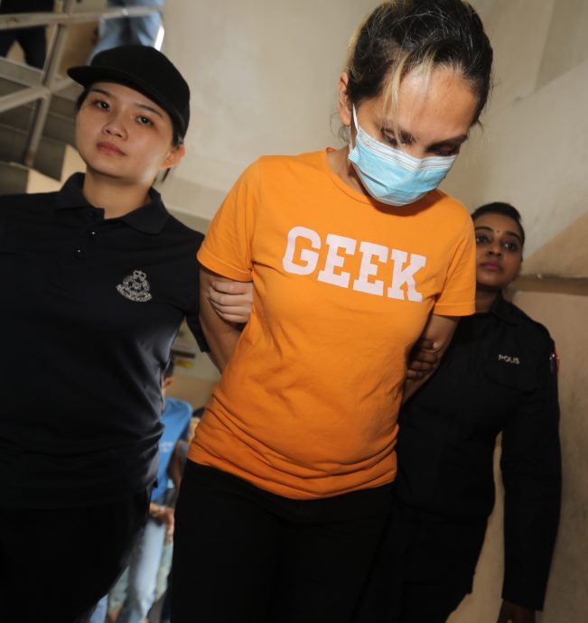 柔:||视频: 涉当阿窿跑腿泼漆纵火 4男1孕妇被控不认罪
