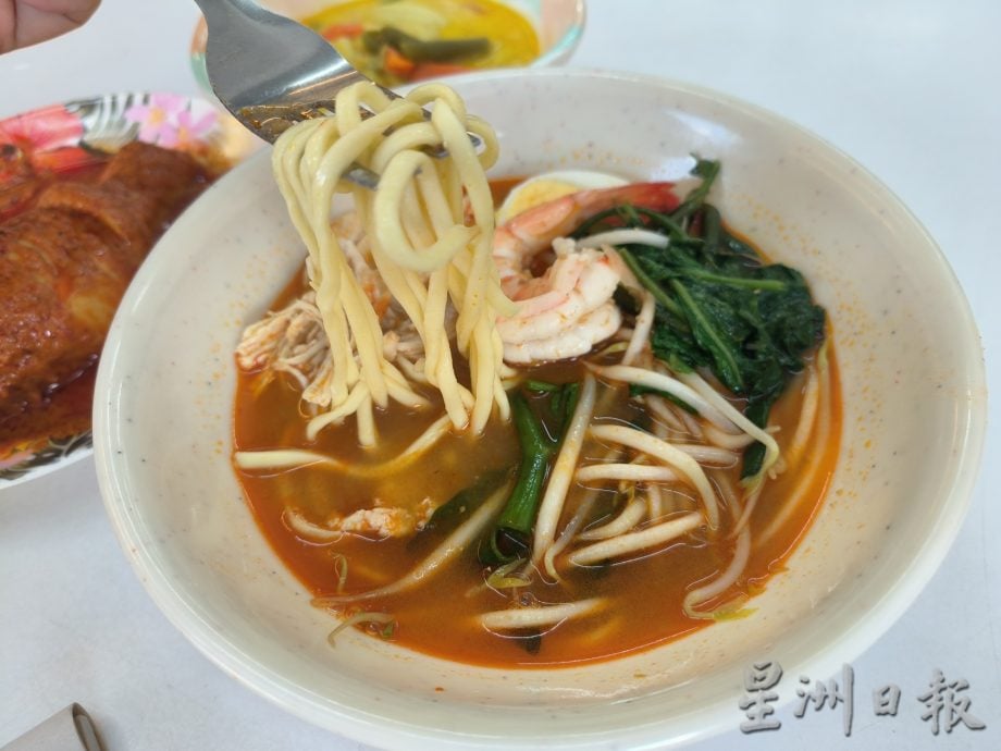 柔:食客指路(见报日2/4):“Nasi Lemak 928”