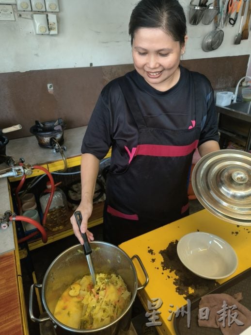 柔:食客指路(见报日2/4):“Nasi Lemak 928”