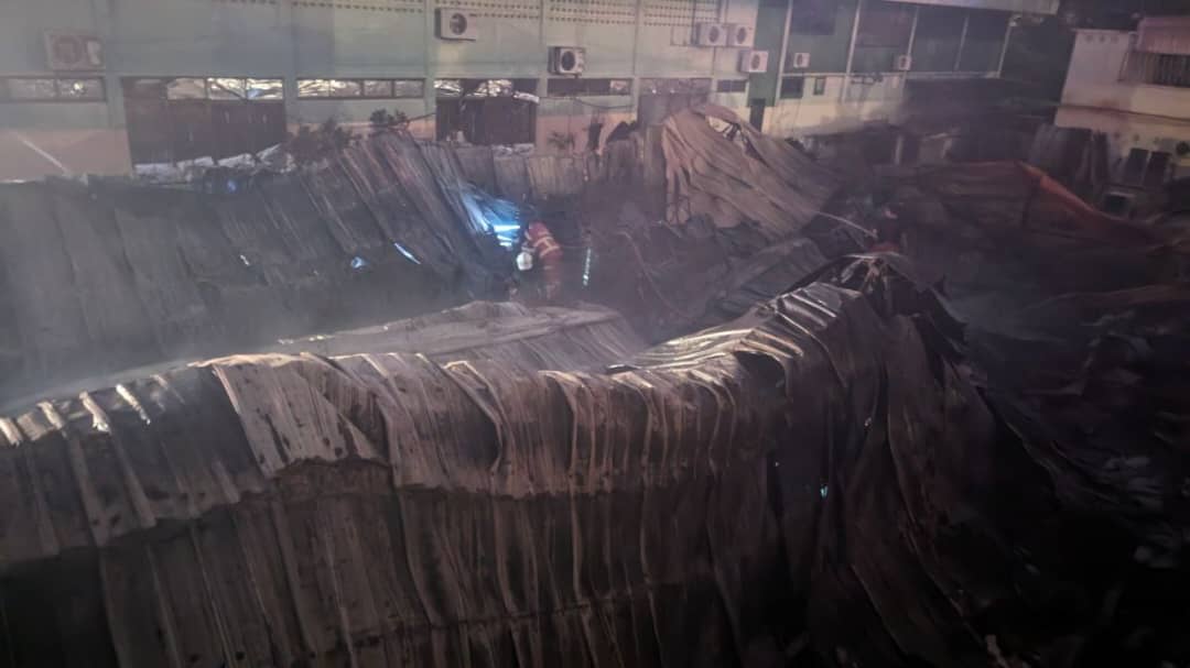 柔:麻西河堂林氏宗祠失火 66年会所付之一炬