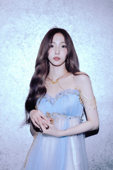 泰人气王Bright郑乃馨爆恋情 贴身聚餐视频“迎战”粉丝