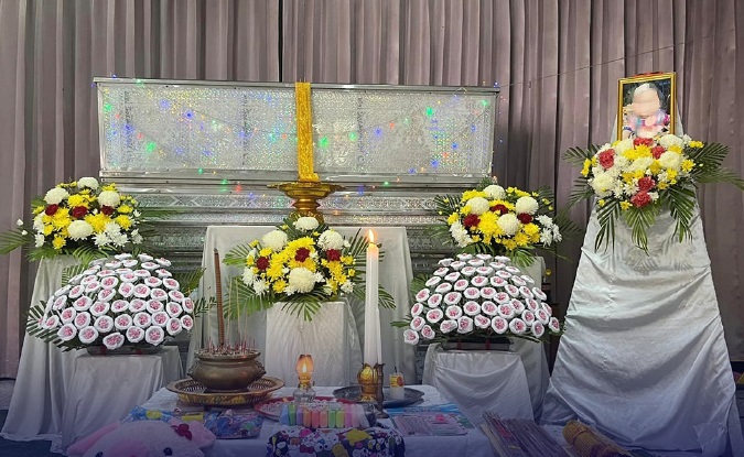 泰多地气温达44度 3岁童烈日下玩水暴毙