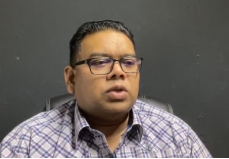 洛曼怒怼阿克马呛安华 “在推动谁的议程？”