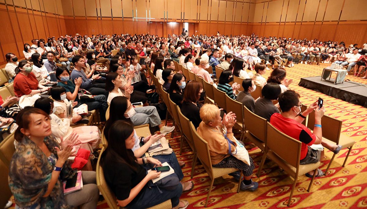 海外华文书市(张曼娟讲座)/5图