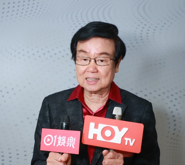 王晶建议梁朝伟不该再领奖　黄百鸣：做得好就应该有奖	