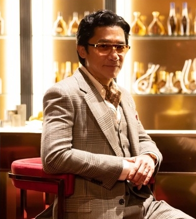 王晶建议梁朝伟不该再领奖　黄百鸣：做得好就应该有奖	