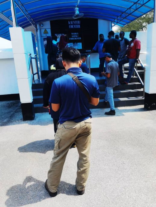 直升机相撞空难  红土坎海军基地运作照常