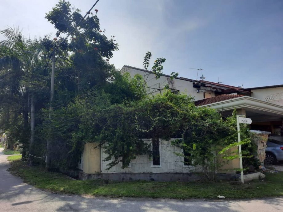 空置逾10年,市政厅屡屡发信屋主却不管不顾