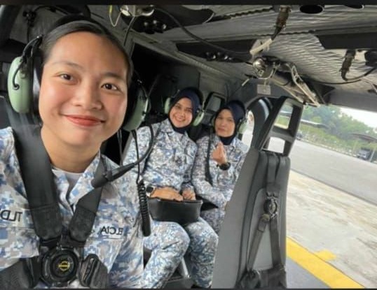 红土坎海军基地坠毁 有3名女性罹难者