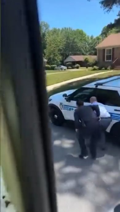 美国法警追捕逃犯遭多名悍匪伏击 3人殉职 5人伤