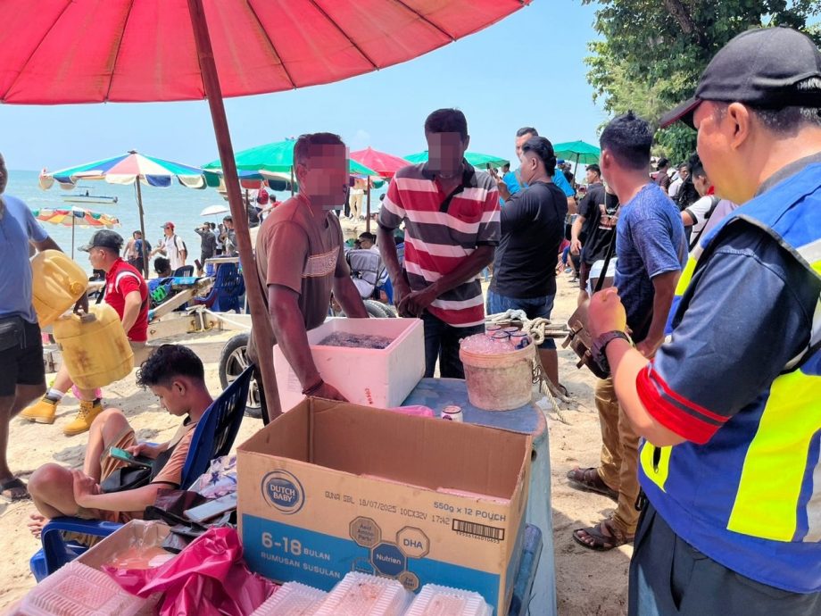 节庆狂欢留下垃圾滩 槟岛市厅：明年执法开罚