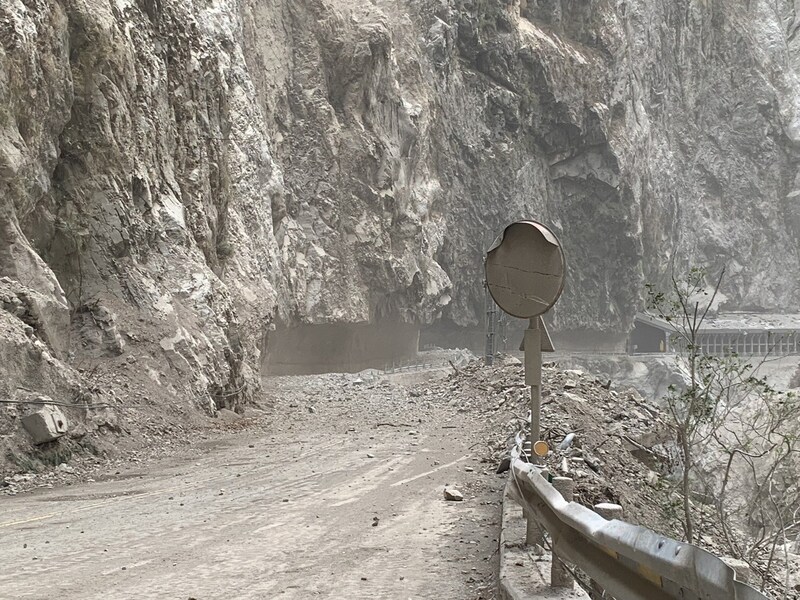 花莲15小时内狂震180起 余震位置移动了