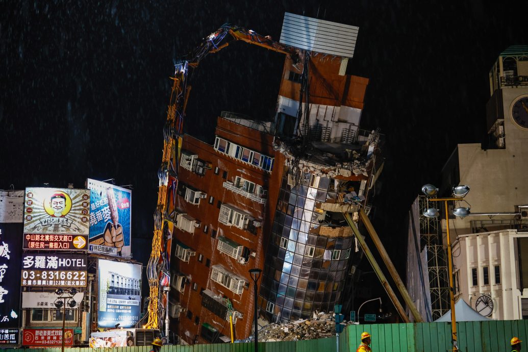 花莲强震后74小时余震600次 天王星大楼更倾斜暂援拆除