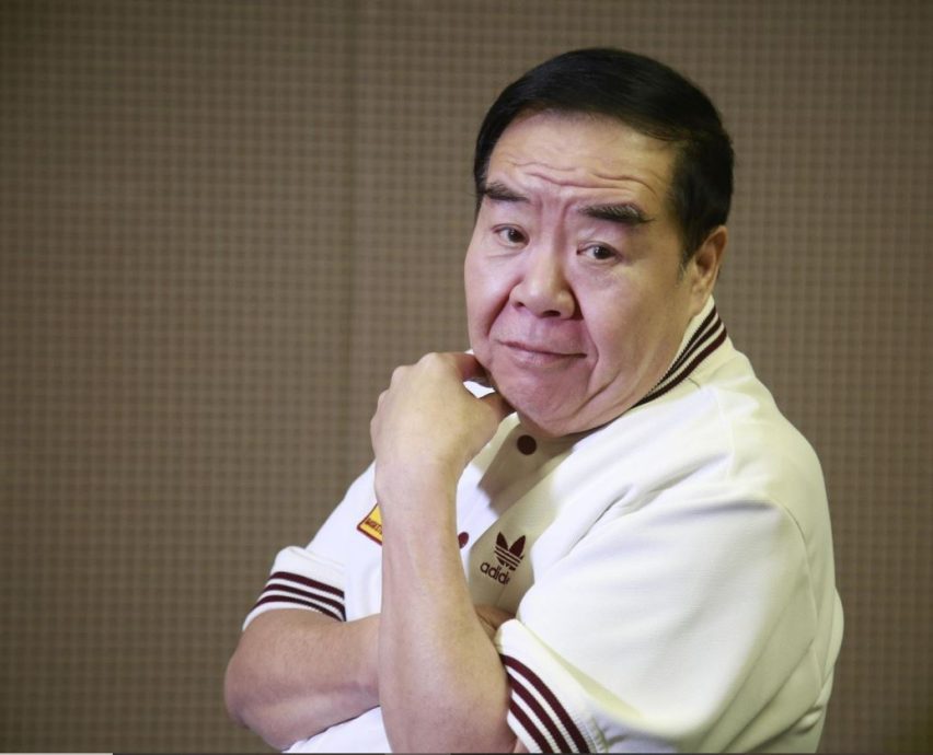 被证婚律师晒照“出卖” 72岁郑则仕低调嫁女