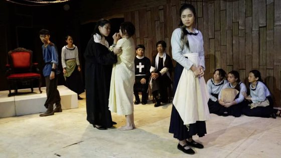 西北孤鸟／《萨勒姆的女巫》的时代意义与新纪元科班演剧的一些问题	↑	西