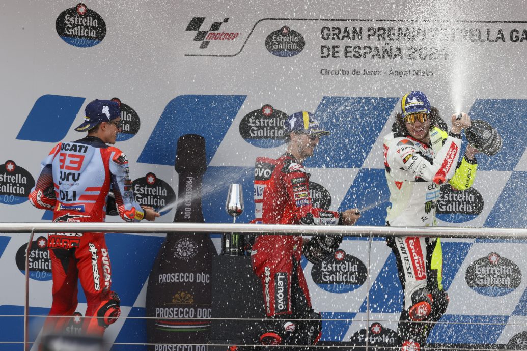 西班牙站世界摩托车大赛|第7名发车后来居上 巴尼亚亚称霸MotoGP正赛