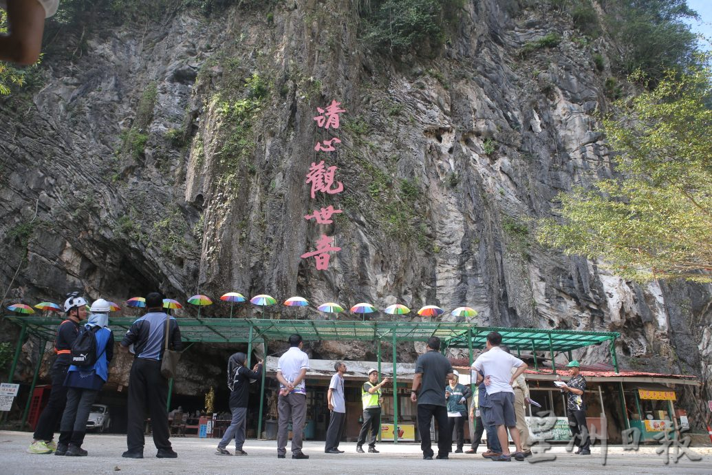 遭15公斤落石砸死 家属澄清华男非导游