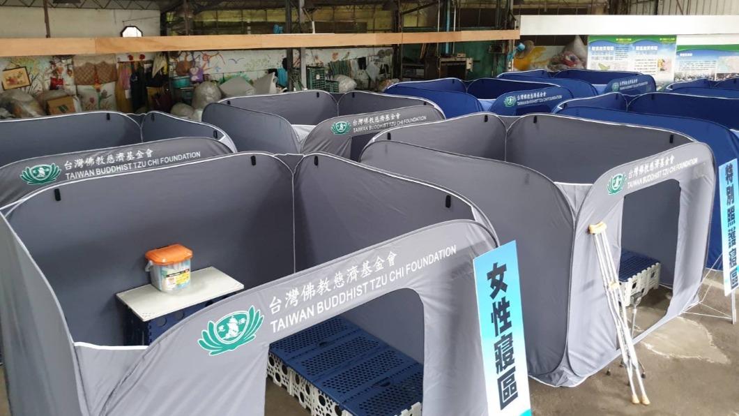 避难所有隐私还有热便当　日网友惊：我们输了